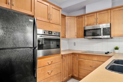 203-3111 34 Avenue Nw, Calgary, AB 