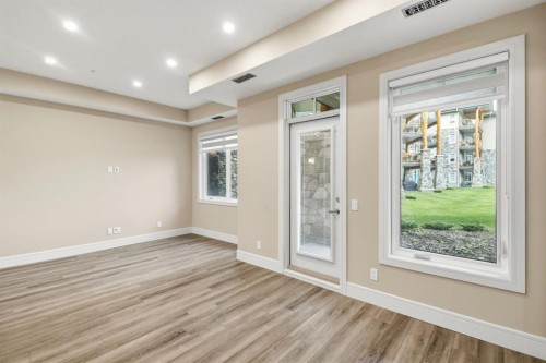 2146-2330 Fish Creek Boulevard Sw, Calgary, AB - Indoor Photo Showing Other Room