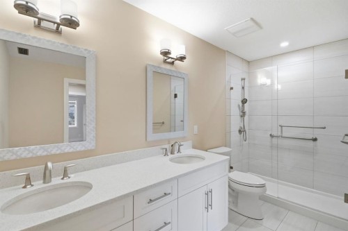 2146-2330 Fish Creek Boulevard Sw, Calgary, AB - Indoor Photo Showing Bathroom