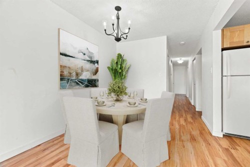 2-7734 Bowness Road Nw, Calgary, AB - Indoor Photo Showing Dining Room