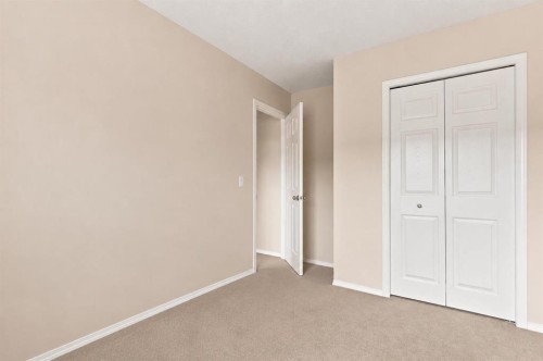 106 Panamount Drive Nw, Calgary, AB - Indoor