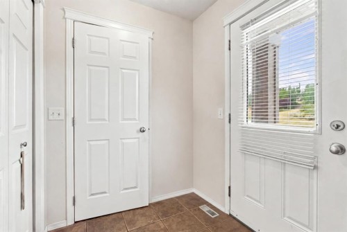 106 Panamount Drive Nw, Calgary, AB - Indoor Photo Showing Other Room