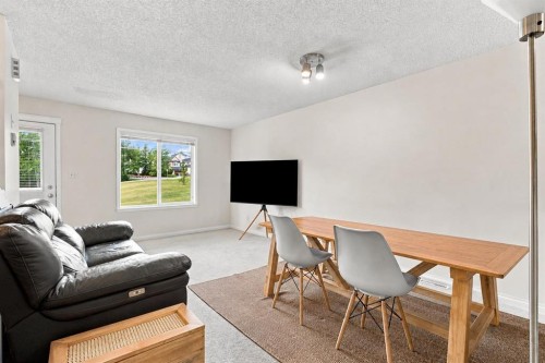 106 Panamount Drive Nw, Calgary, AB - Indoor Photo Showing Other Room