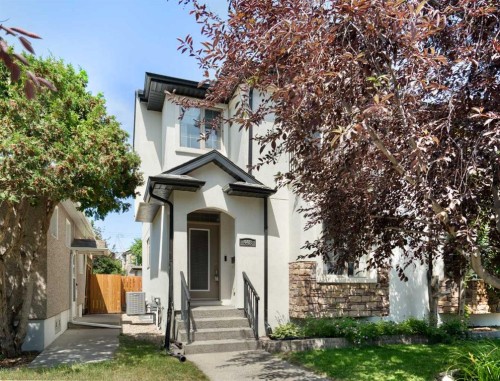 448 25 Avenue Nw, Calgary, AB - Outdoor With Facade