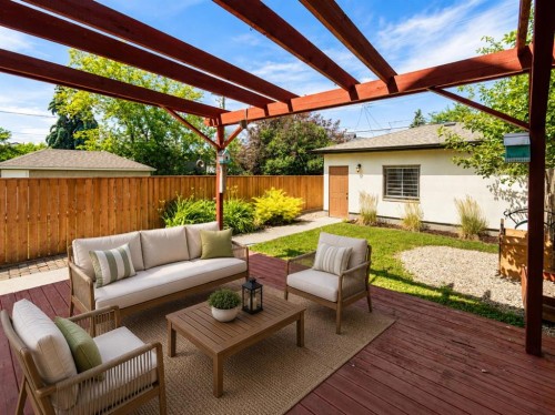 448 25 Avenue Nw, Calgary, AB - Outdoor With Deck Patio Veranda