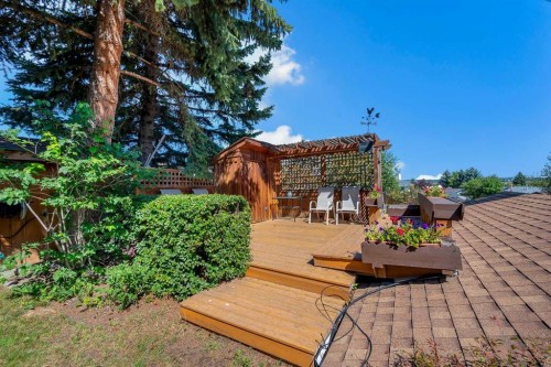 124 Macewan Drive Nw, Calgary, AB - Outdoor With Deck Patio Veranda