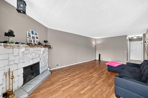 5126 Bowness Road Nw, Calgary, AB 