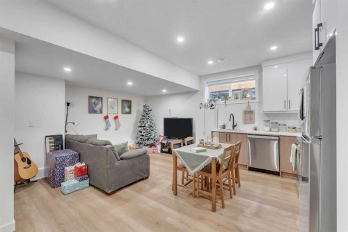 202 Kinniburgh Crescent, Chestermere, AB - Indoor
