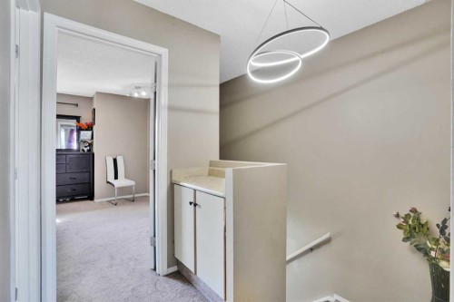 95 Castlegreen Close Ne, Calgary, AB - Indoor