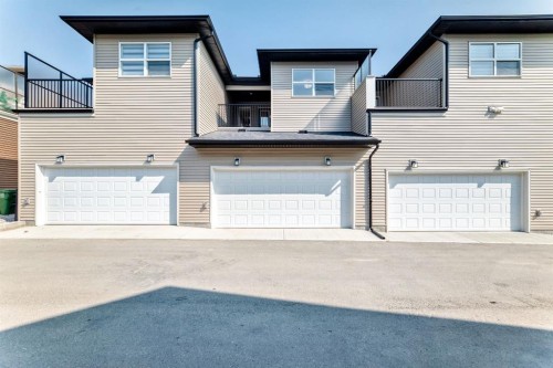 1069 Bayview Crescent Sw, Airdrie, AB - Outdoor With Exterior