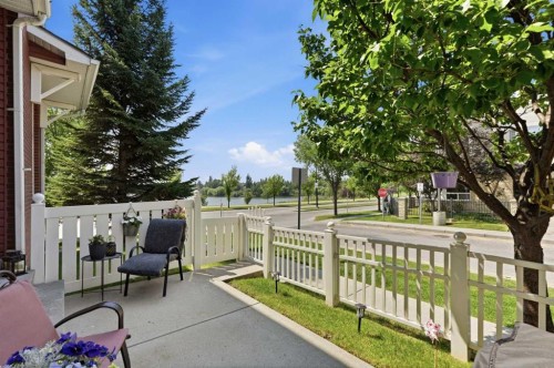 140 Promenade Way Se, Calgary, AB - Outdoor