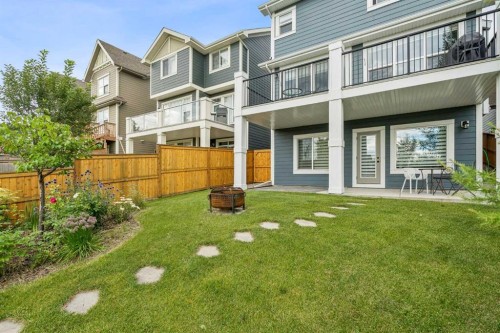 14 Riviera View, Cochrane, AB - Outdoor