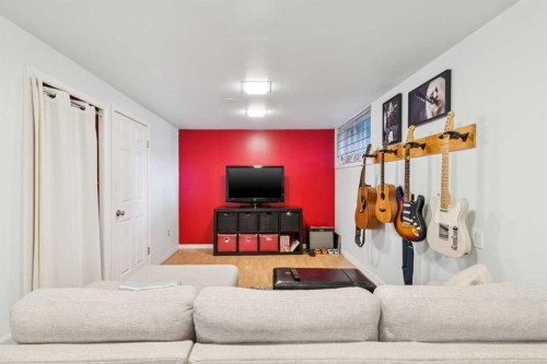 2027 4 Avenue Nw, Calgary, AB - Indoor