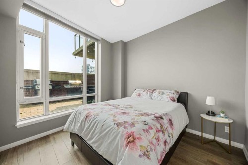 206-210 15 Avenue Se, Calgary, AB - Indoor Photo Showing Bedroom