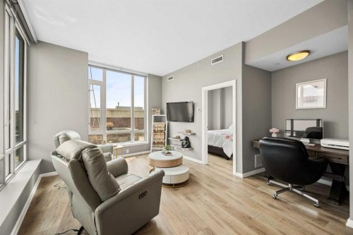 206-210 15 Avenue Se, Calgary, AB - Indoor