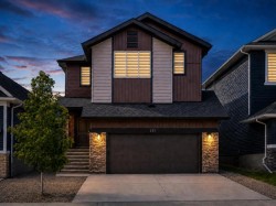 137 Creekside Way SW Calgary, AB T2X 4B1