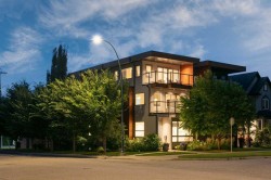 2201 Bowness Road NW Calgary, AB T2N 3L4