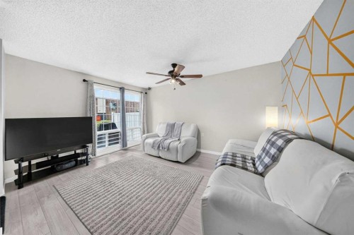 711-200 Brookpark Drive Sw, Calgary, AB - Indoor