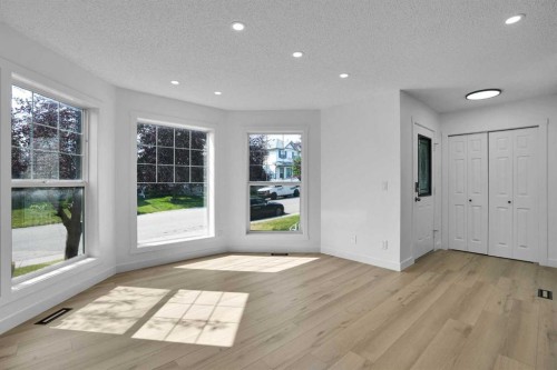 102 Bridlewood Manor Sw, Calgary, AB 