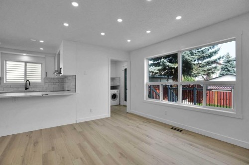 102 Bridlewood Manor Sw, Calgary, AB 
