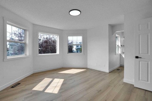 102 Bridlewood Manor Sw, Calgary, AB 