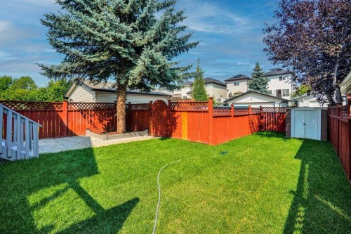 102 Bridlewood Manor Sw, Calgary, AB 
