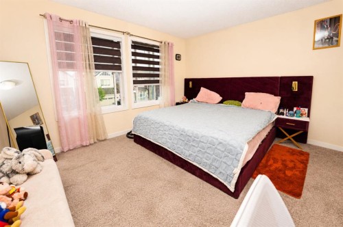 146 Skyview Point Crescent Ne, Calgary, AB - Indoor Photo Showing Bedroom