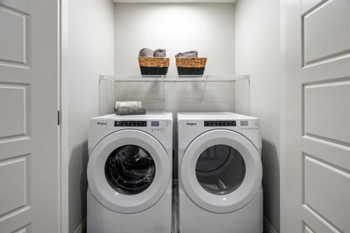 541 Bridgeport Street, Chestermere, AB - Indoor Photo Showing Laundry Room