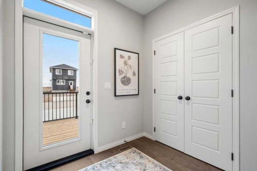 541 Bridgeport Street, Chestermere, AB - Indoor Photo Showing Other Room