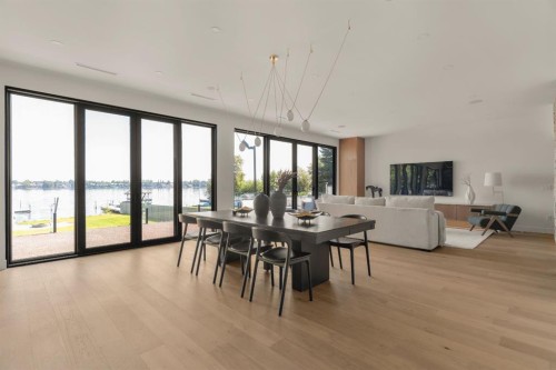 692 West Chestermere Drive, Chestermere, AB - Indoor Photo Showing Dining Room