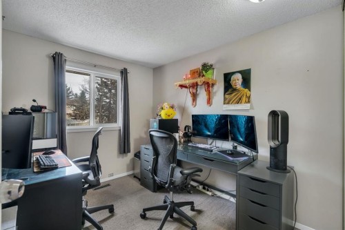 174 Woodmont Terrace Sw, Calgary, AB - Indoor Photo Showing Office