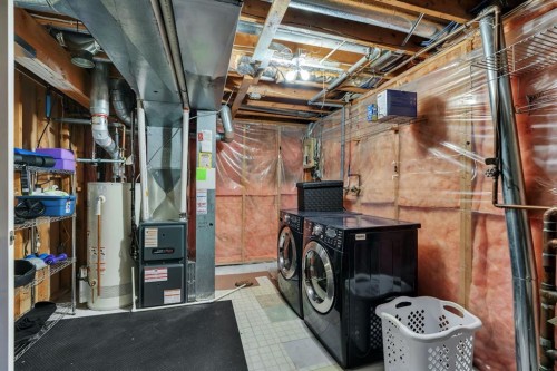 174 Woodmont Terrace Sw, Calgary, AB - Indoor