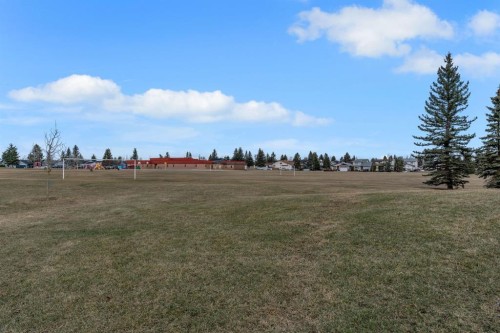 174 Woodmont Terrace Sw, Calgary, AB - Outdoor With View
