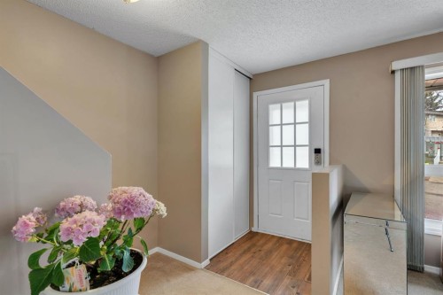 174 Woodmont Terrace Sw, Calgary, AB - Indoor Photo Showing Other Room