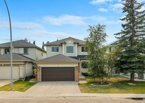 19 Citadel Ridge Close Nw, Calgary, AB - Outdoor With Facade
