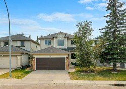 19 Citadel Ridge Close NW Calgary, AB T3G 4V4