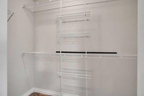7152 Sierra Morena Boulevard Sw, Calgary, AB - Indoor With Storage