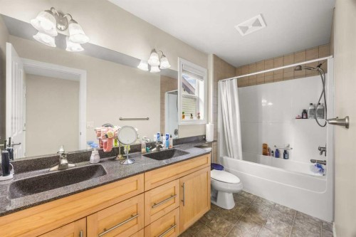 35 Covepark Place Ne, Calgary, AB - Indoor Photo Showing Bathroom