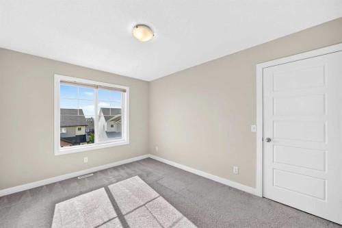 152 Pantego Lane Nw, Calgary, AB - Indoor Photo Showing Other Room