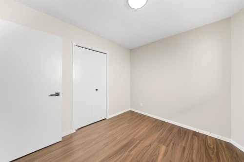190 Coverdale Road Ne, Calgary, AB - Indoor Photo Showing Other Room