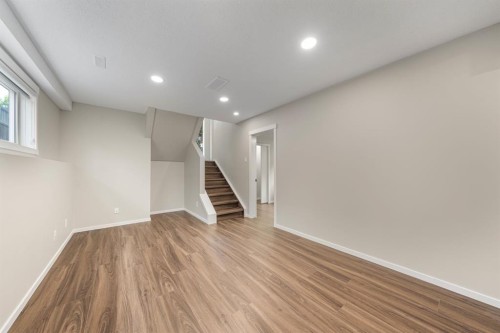 190 Coverdale Road Ne, Calgary, AB - Indoor Photo Showing Other Room