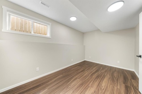 190 Coverdale Road Ne, Calgary, AB - Indoor Photo Showing Other Room