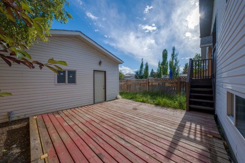 190 Coverdale Road Ne, Calgary, AB - Outdoor With Exterior