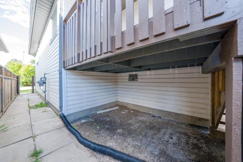 190 Coverdale Road Ne, Calgary, AB - Outdoor With Exterior