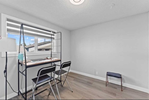 12 Cedargrove Road Sw, Calgary, AB - Indoor