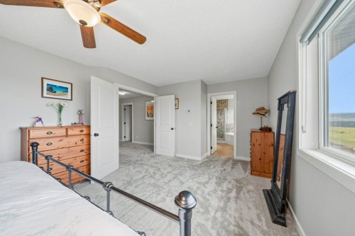 474 Tuscany Ravine Road Nw, Calgary, AB - Indoor Photo Showing Bedroom