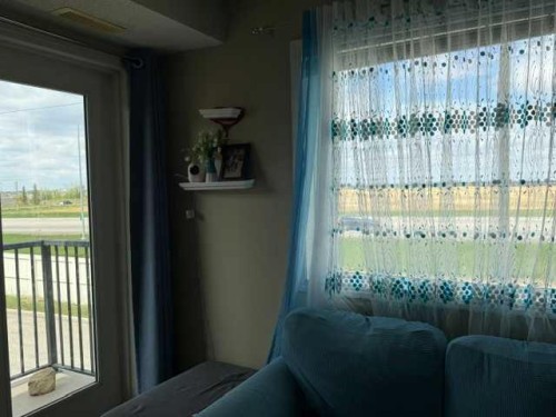 270 Saddlebrook Point Ne, Calgary, AB - Indoor Photo Showing Other Room