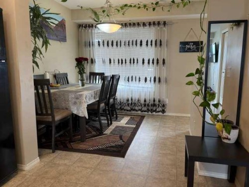 270 Saddlebrook Point Ne, Calgary, AB - Indoor Photo Showing Dining Room