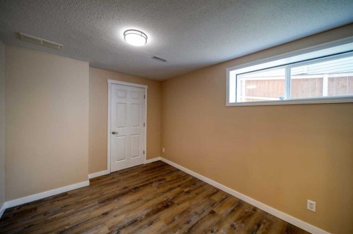 329 Springmere Way, Chestermere, AB - Indoor Photo Showing Other Room