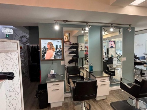 123 Anywhere Avenue Nw, Calgary, AB 